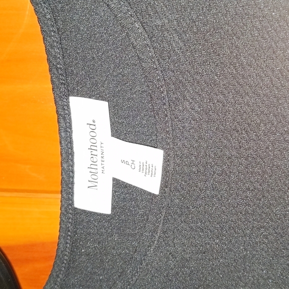 Motherhood Maternity little black dress size small - Picture 2 of 4